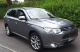 Mitsubishi Plug-in Hybrid Outlander 2.0 MIVEC PLUG-IN H... - silberne Mitsubishi Plug-in Hybrid Outlander