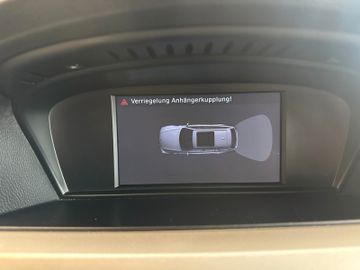 MYAUTOCENTER – Gebraucht- und Jahreswagen mit Werkstattservice in Pfaffenhofen BMW 320 *SERVICENEU*TEMPO*NAVI*KLIMAAUTO*AHK*
