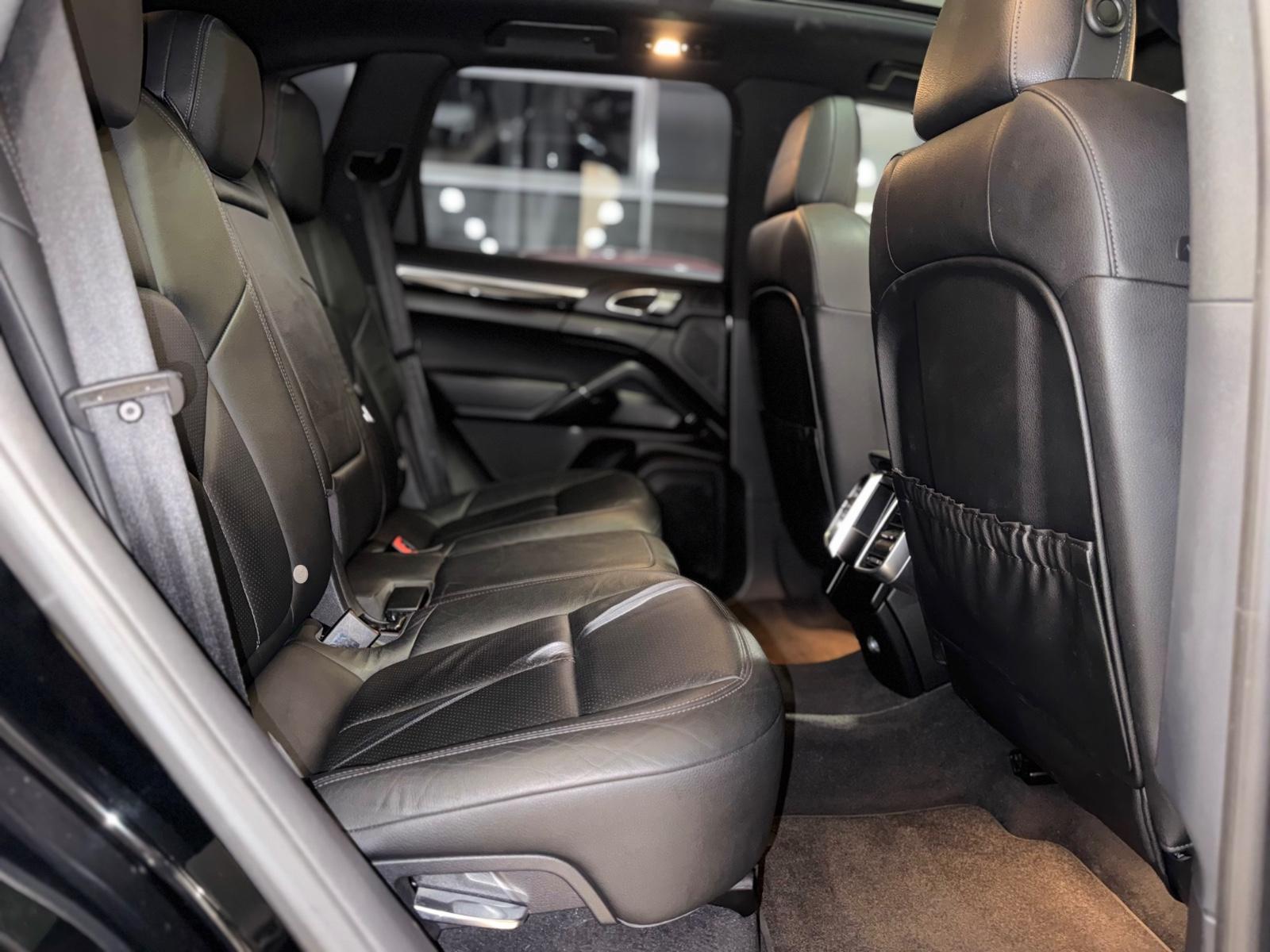 Porsche Cayenne 3.0 d Pano/Leder/Xenon/Navi/Kamera