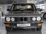 BMW 520i H Zulassung Sammlerzustand - Oldtimer: Zulassung