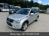 Suzuki Grand Vitara 2.0 Club *Automatik* - Suzuki Grand Vitara Club mit Benzin-Antrieb