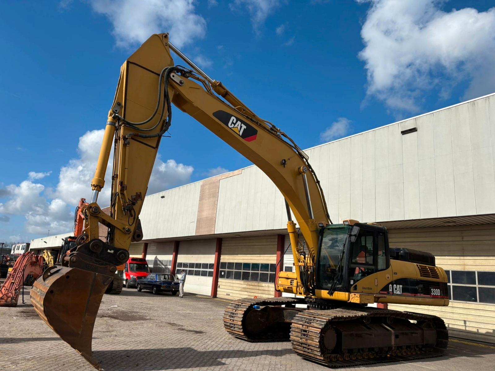 CAT 330DL