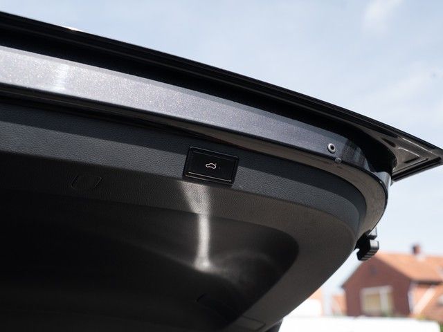 Karoq 1.5 TSI Style DSG AHK+VARIOFLEX+ACC