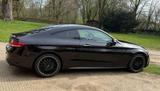 Mercedes-Benz C 200 Autom. - AMG Line- Panorama-Vollausst.  - mit Hybrid-Antrieb: Coupe, Schwarz