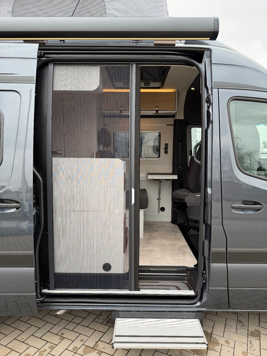 Fahrzeugabbildung HYMER / ERIBA / HYMERCAR Grand Canyon S Xperience 600 - 9.626€ sparen!