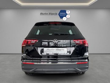 Volkswagen Tiguan - 5