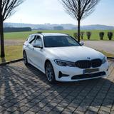 BMW 320d xDrive Touring Advantage / weiß metallic - : Weiß, Metallic