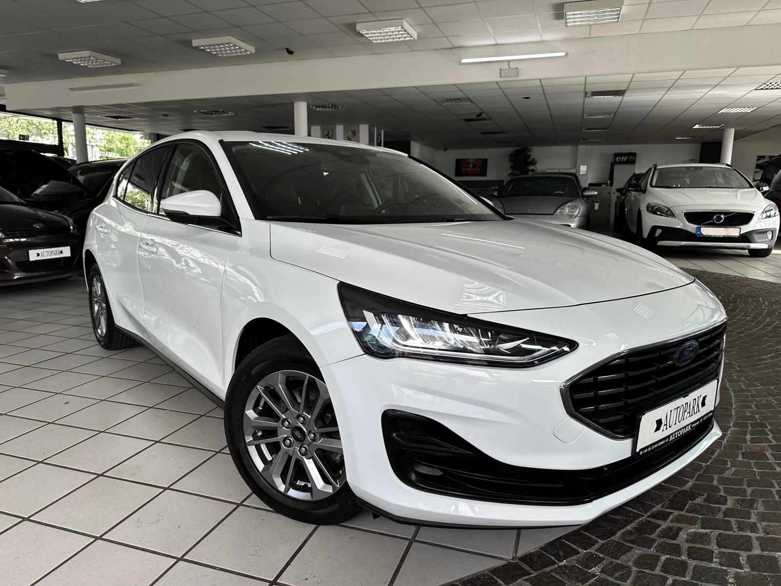 Ford Focus Lim. Titanium 1.0 EcoBoost LED 1 HD!