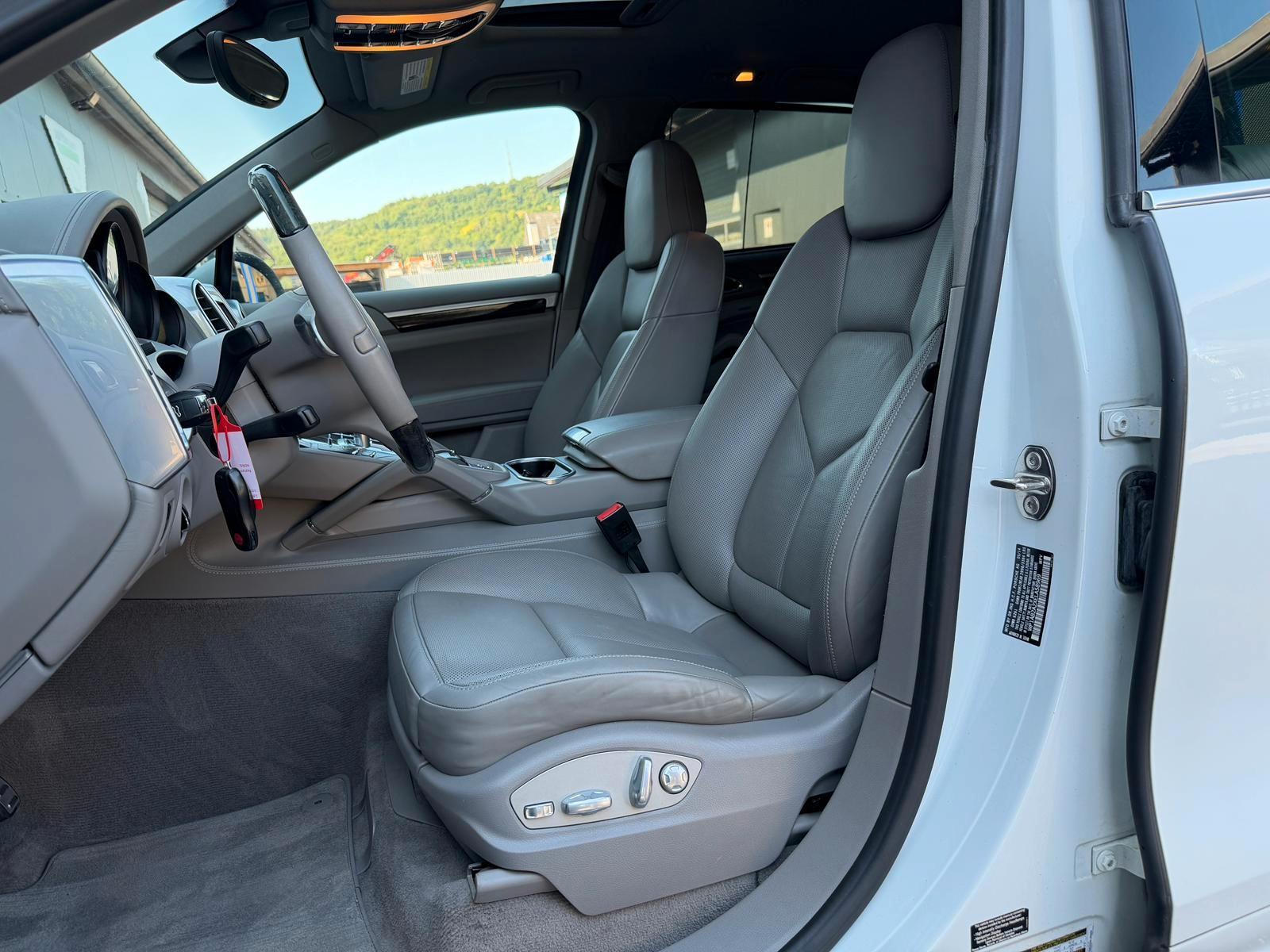 Porsche Cayenne S 4.8 V8 TÜV 09/27
