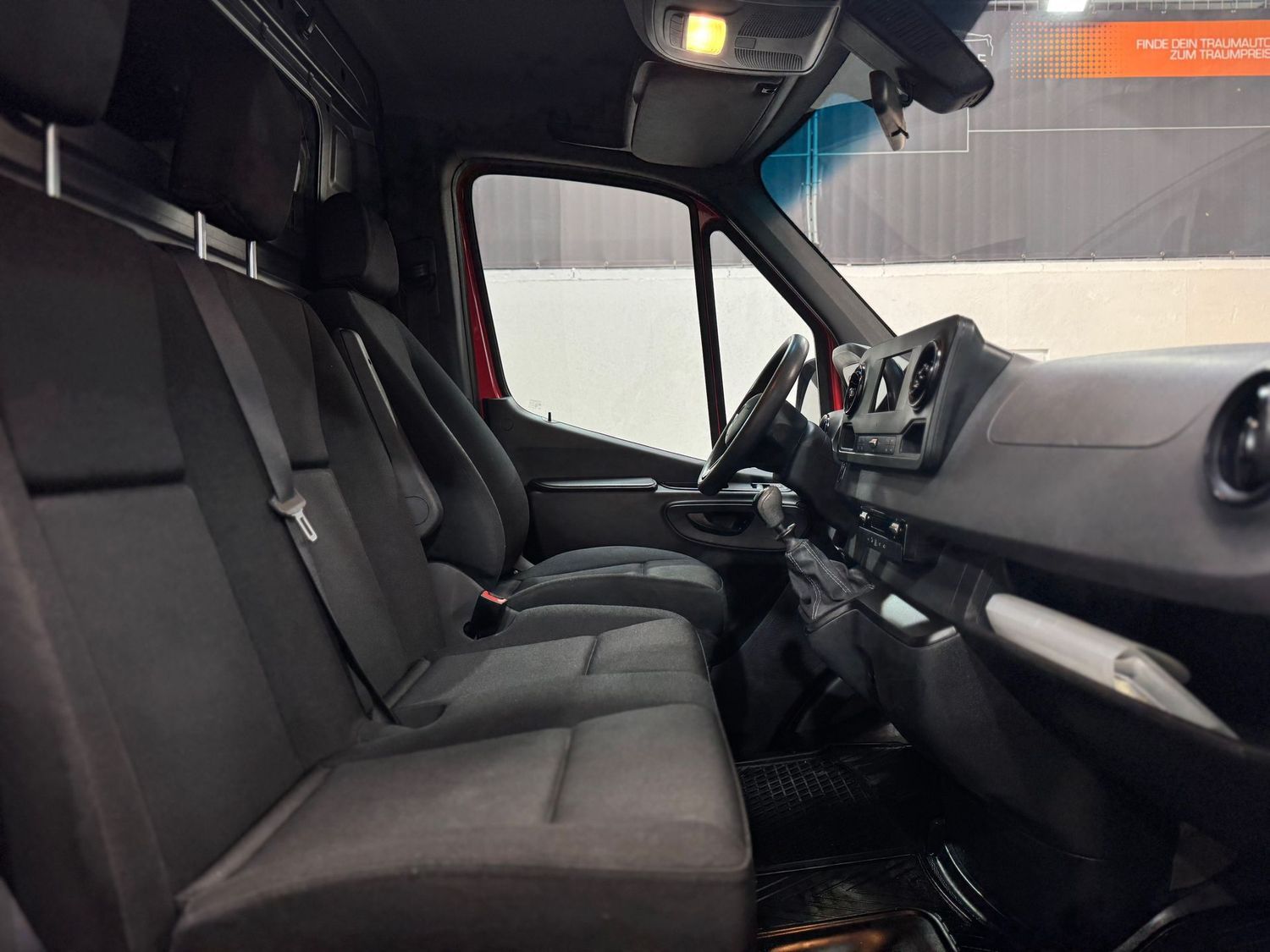Fahrzeugabbildung Mercedes-Benz Sprinter 317 CDI RWD L1#Sortimo#Kamera#AHK