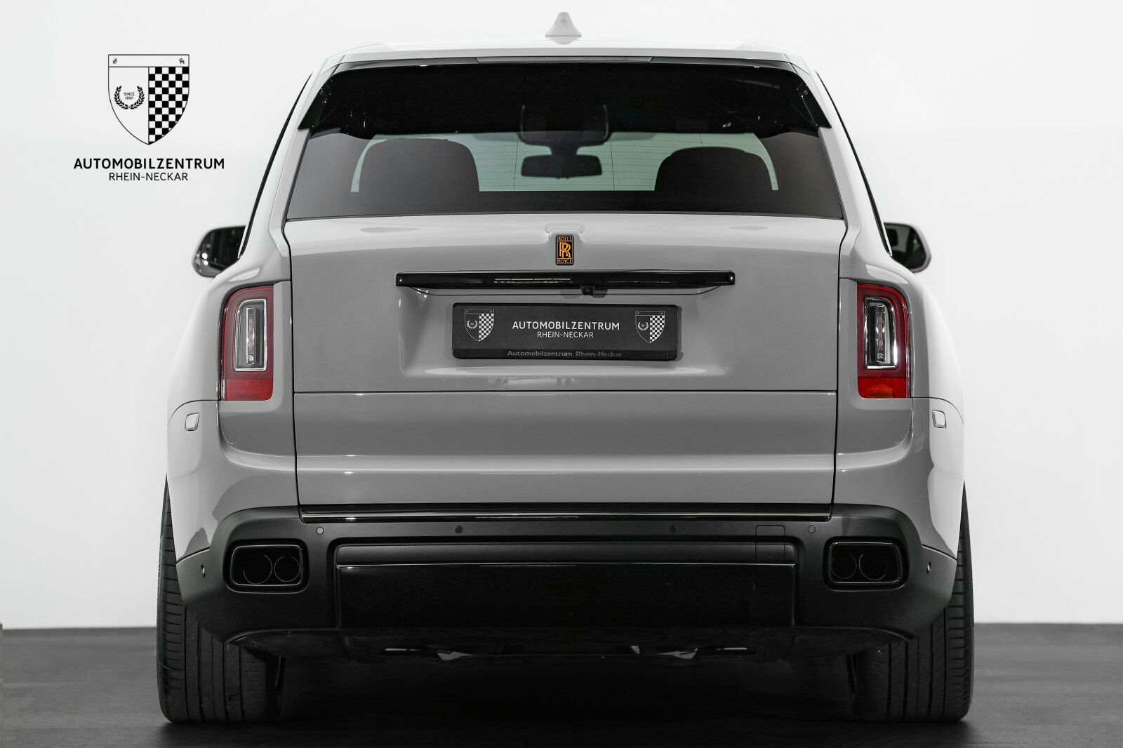 Rolls-Royce Cullinan Black Badge ImmersiveSeat/RearTheatre foto 7