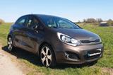 Kia Rio 1.4 FIFA World Cup Edition - Kia Rio mit Panoramadach