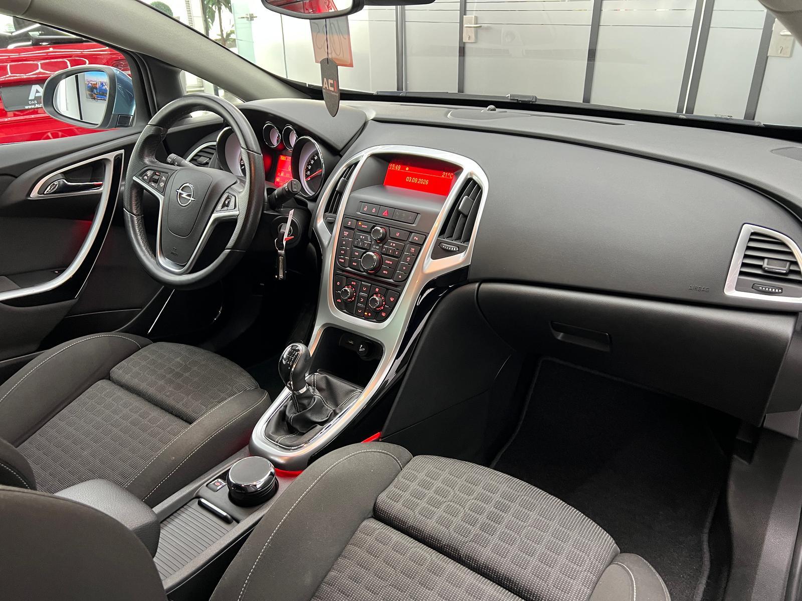 Opel Astra 1.6 GTC SIDI Turbo Innovation Metallic