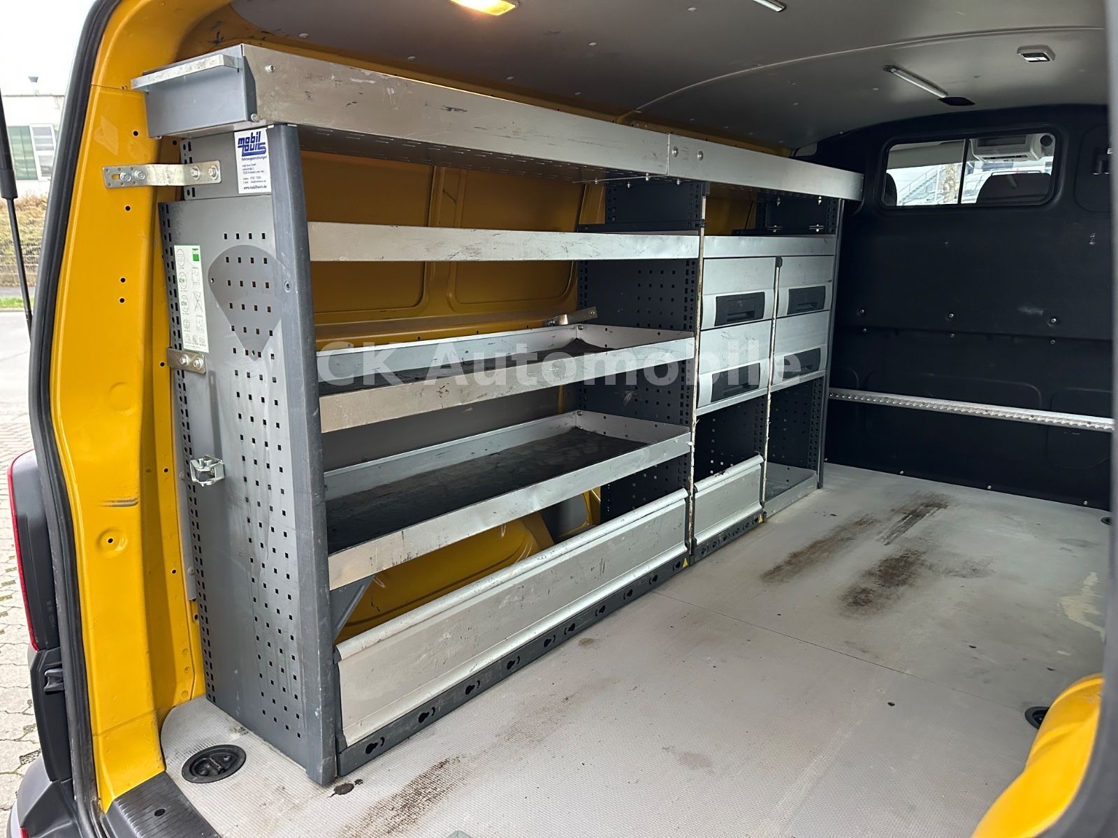 Fahrzeugabbildung Volkswagen T6 Transporter Kasten lang 2.0TDI/Klima/AHK 2.5T