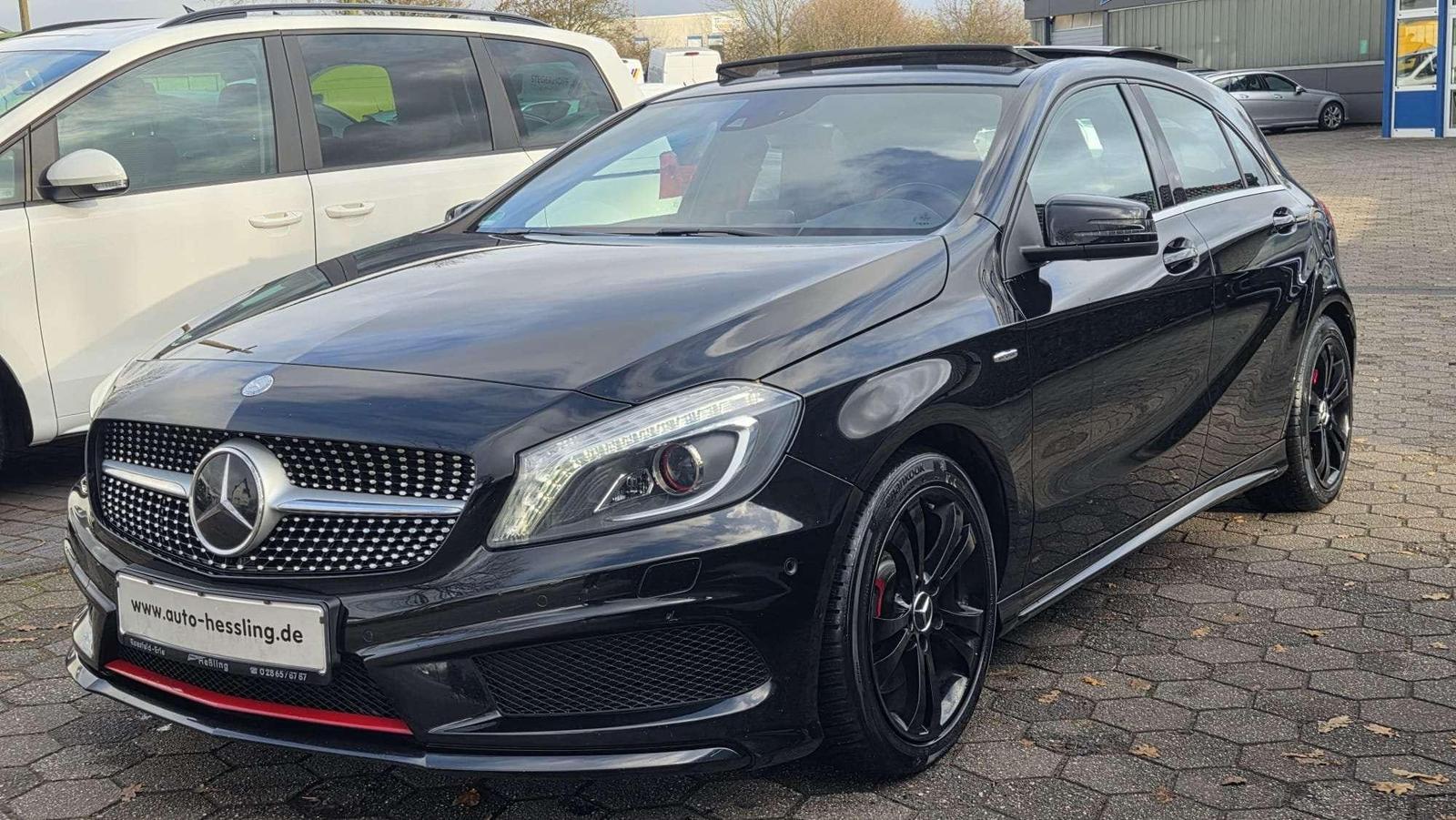 Mercedes-Benz A 250 A 250 Sport AUT Panorama DISTRONIC LEDER