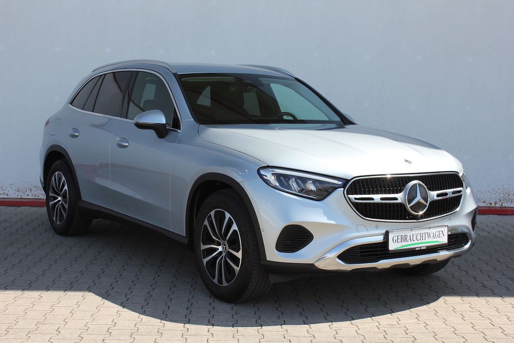 Image of Mercedes-Benz GLC 220