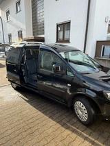 Volkswagen Caddy Maxi Rollstuhl Transport - schwarze Volkswagen Caddy Maxi
