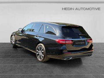 Mercedes E 300 - 4