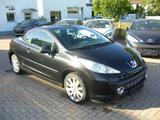 Peugeot 207CC*1,6*voll-Service* - Peugeot 207 mit Benzin-Antrieb: Cabrio, 1.6