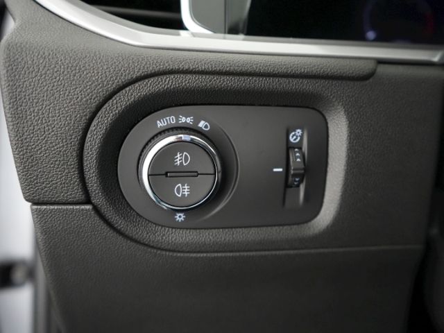 Grandland GS+LED LICHT+NAVI+360 GRAD KAMERA+SITZ