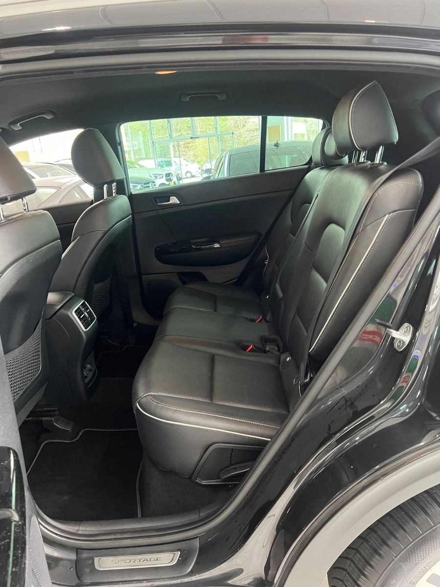 Fahrzeugabbildung Kia Sportage GT-Line 4WD Automatik *KAMERA*
