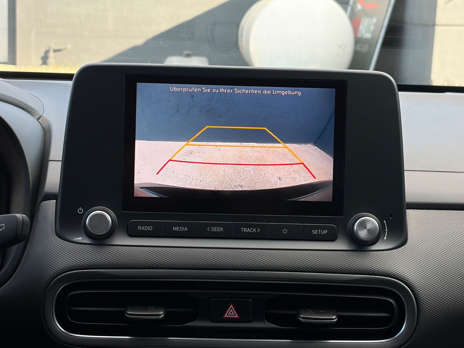 Fahrzeugabbildung Hyundai KONA E Select 2WD ACC PDC CAM LHZ SHZ CarPlay