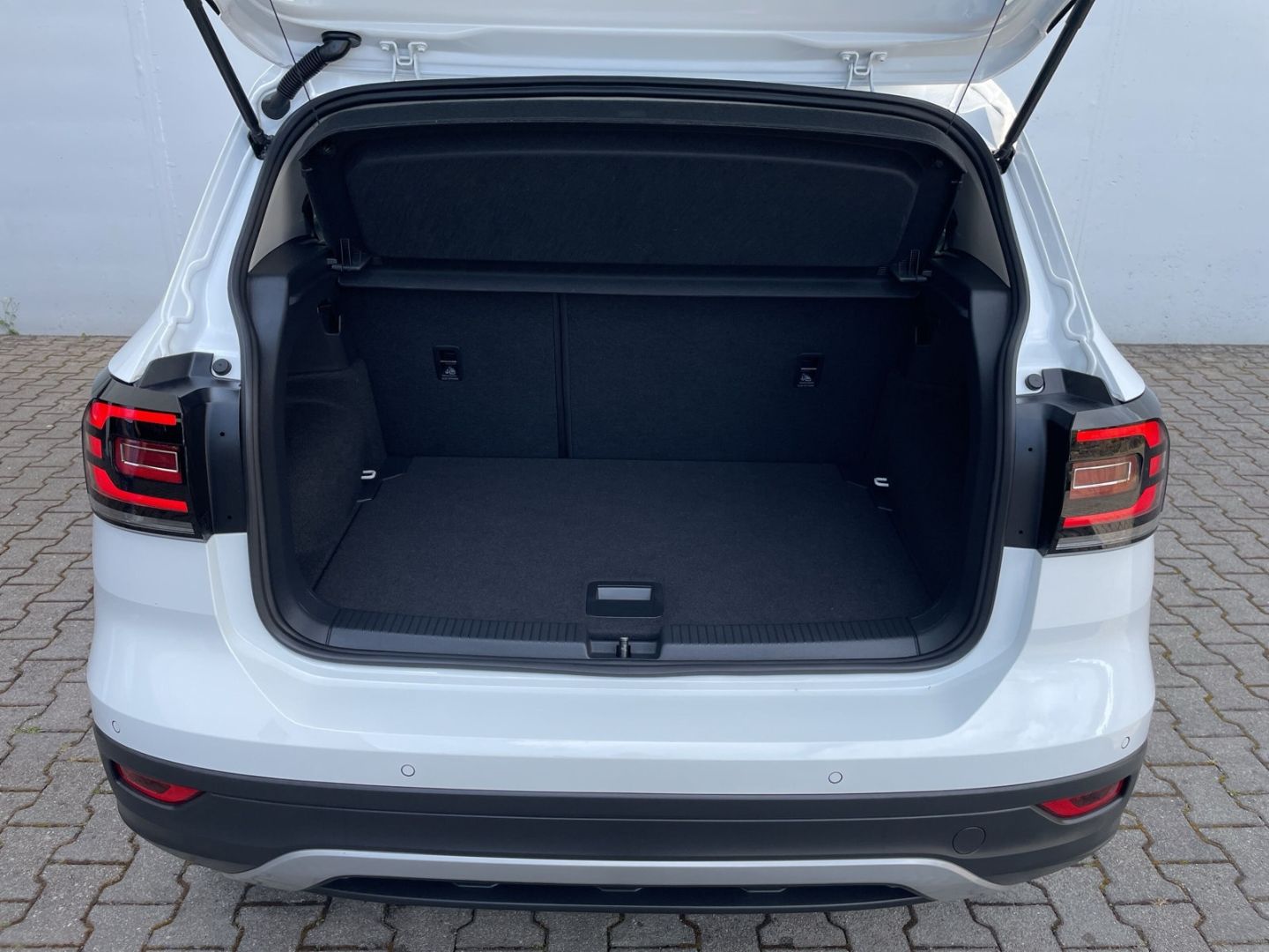T-Cross 1.5 TSI DSG Active LED/Kamera/ACC/Navi