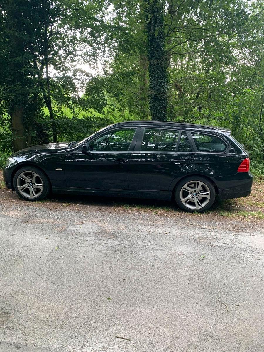 BMW 318 2010 — photo 5