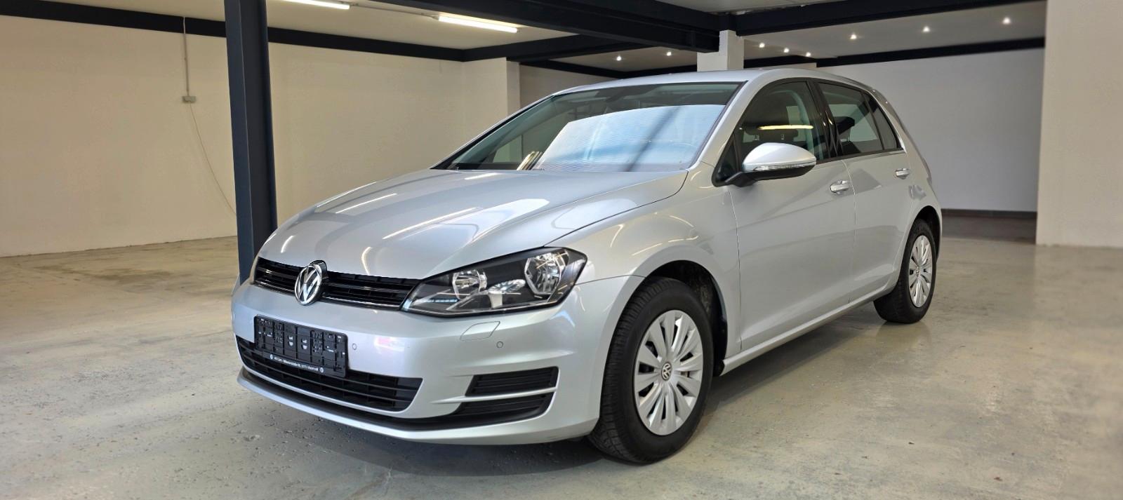 Volkswagen Golf VII 1.2 TSI Lim. / PDC / SHZ / Scheckheftg.