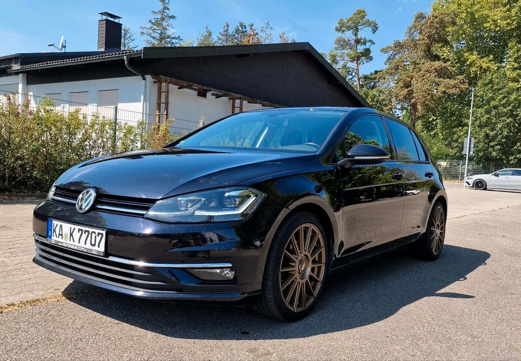 Image of Volkswagen Golf