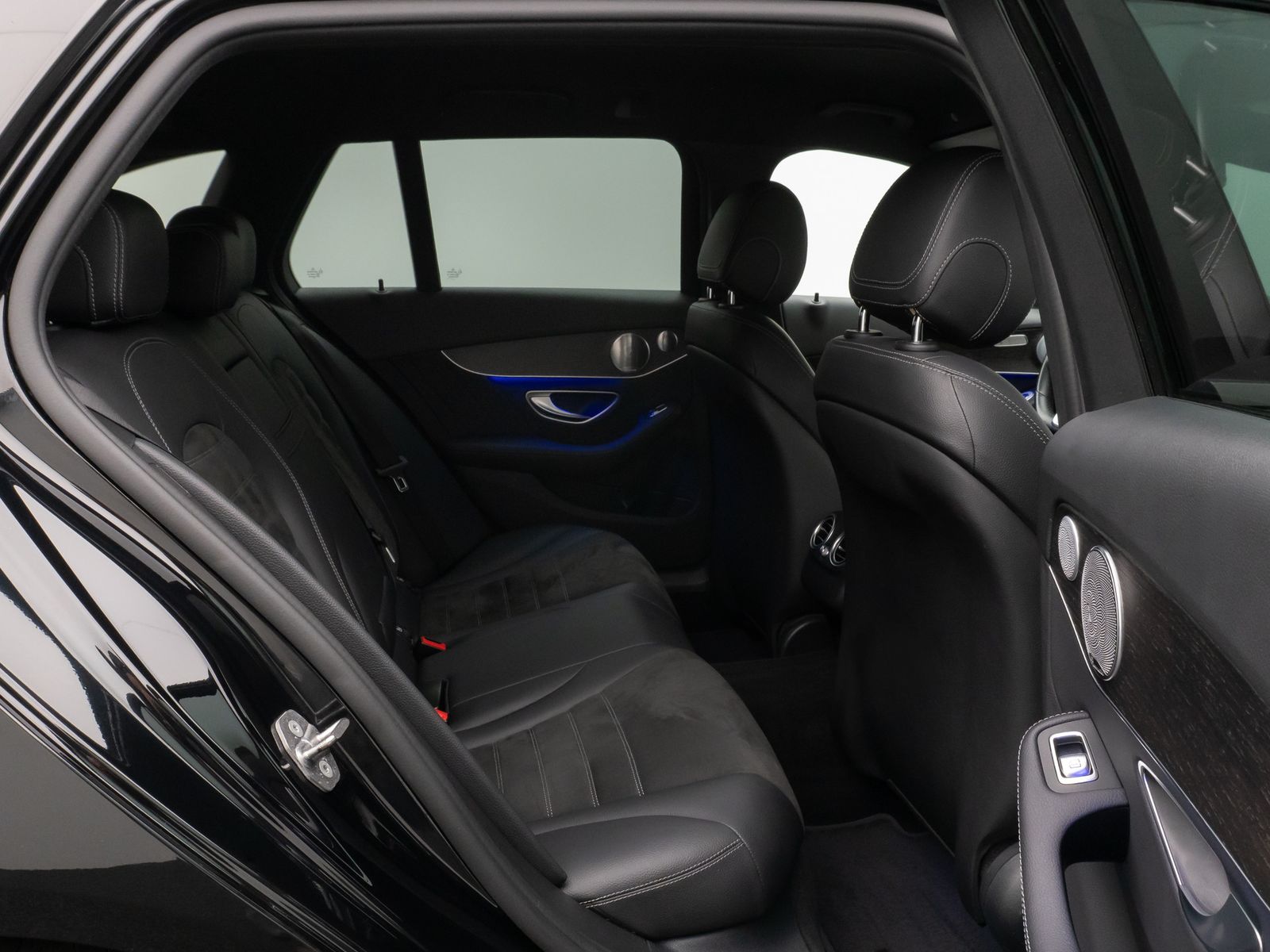 Fahrzeugabbildung Mercedes-Benz C 300d AMG Line 4Matic Kamera Burmester DAB