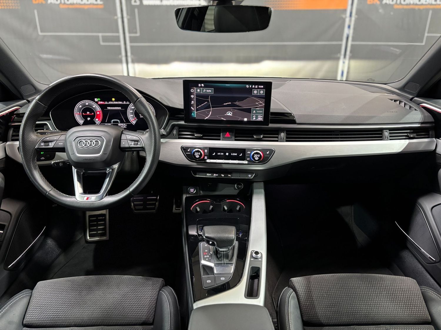 Fahrzeugabbildung Audi A4 30 TDI S-line #Matrix#Virtual#Black#B&O#20"
