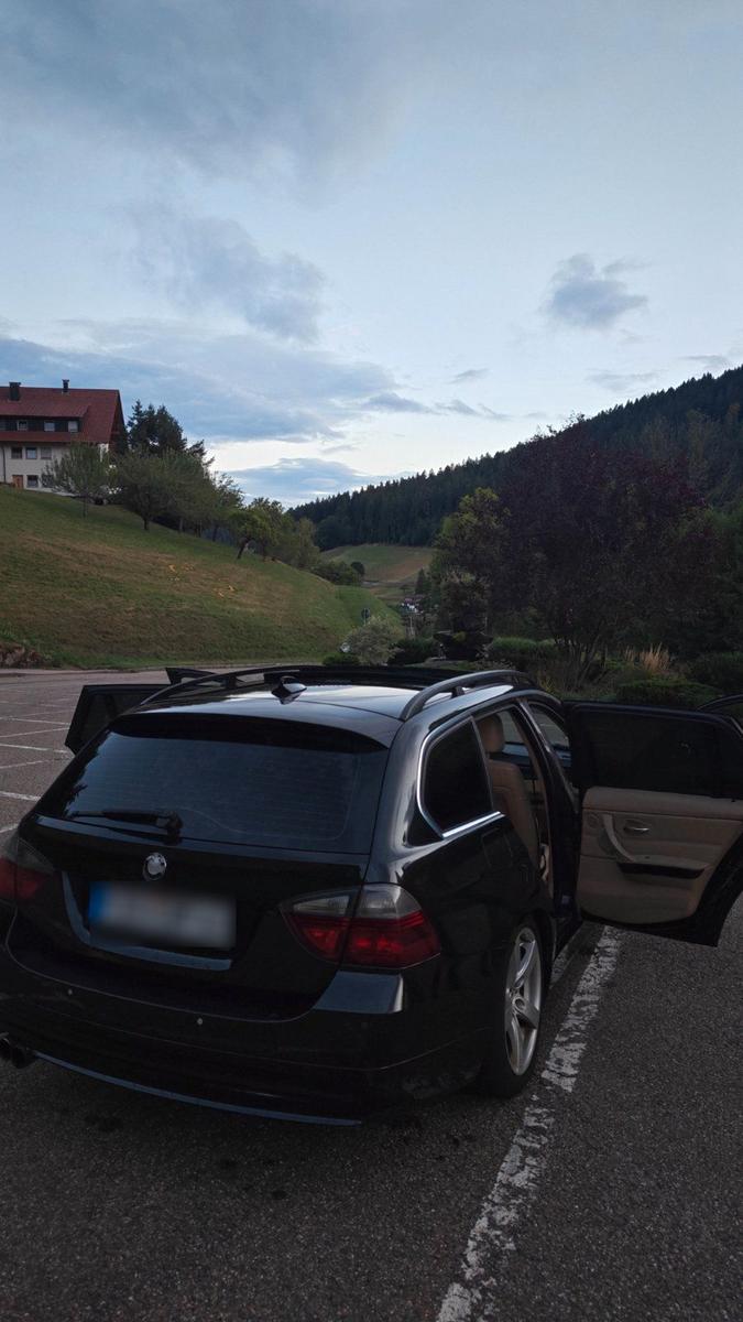BMW 330 2006 — photo 5