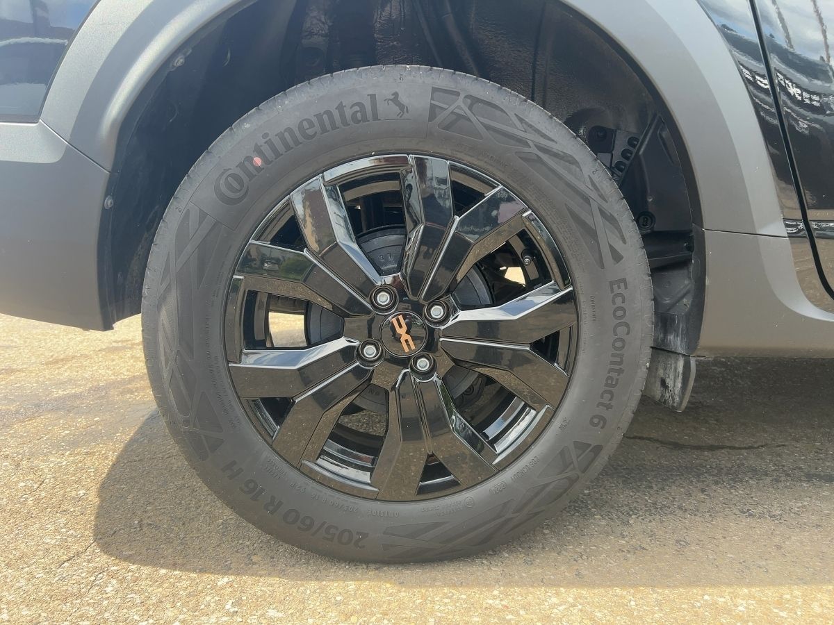 Fahrzeugabbildung Dacia Jogger Extreme+ TCe 110 7-Sitzer