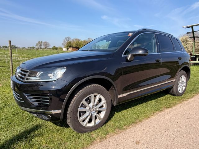 VW Touareg 4.2 V8 TDI Tiptro/ACC/Scheckh-VW/ R-Line