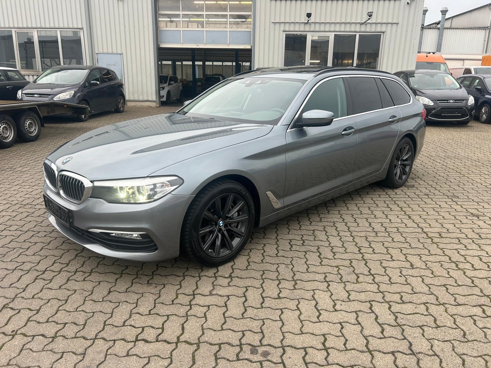 BMW 540 5 Touring 540 i xDrive-NAVI-PANO-KAMERA-LED