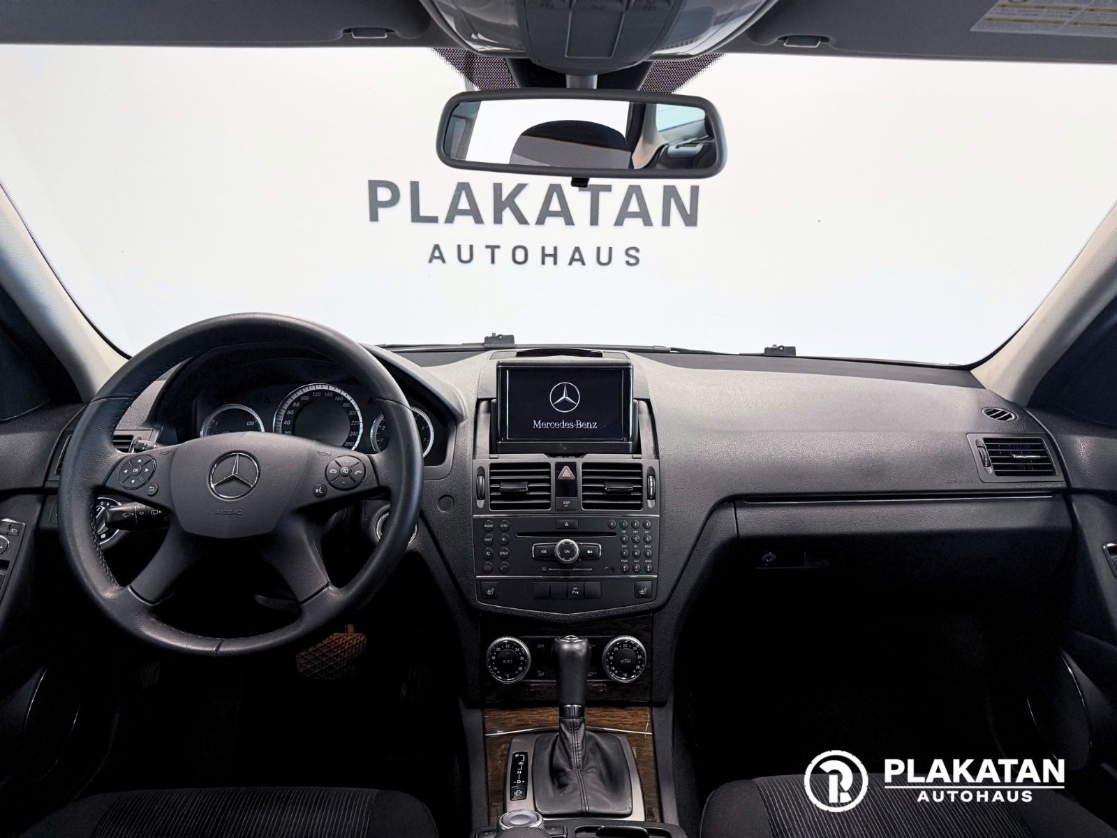 Fahrzeugabbildung Mercedes-Benz C 200 Kompressor Navi, Parksensoren, Service Neu