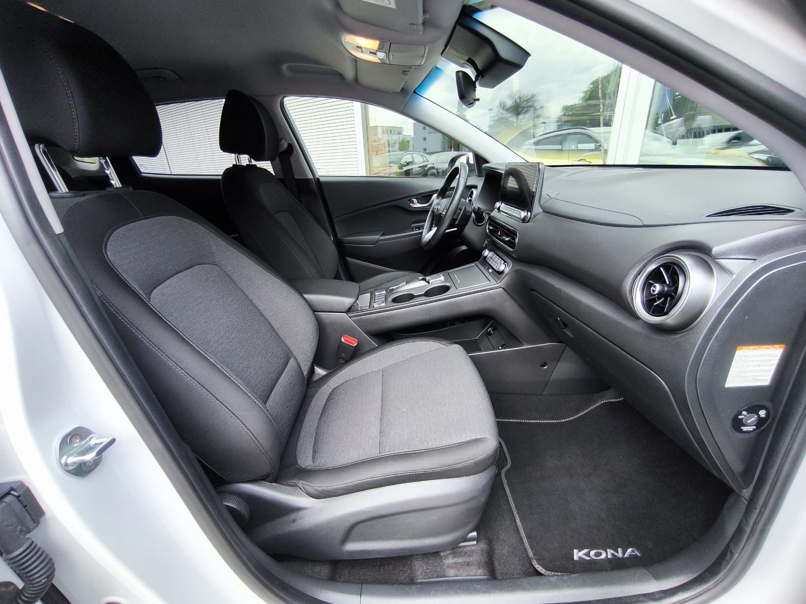 Fahrzeugabbildung Hyundai Kona Elektro Edition 30 LED+NAVI+SHZ+KAMER+KRELL