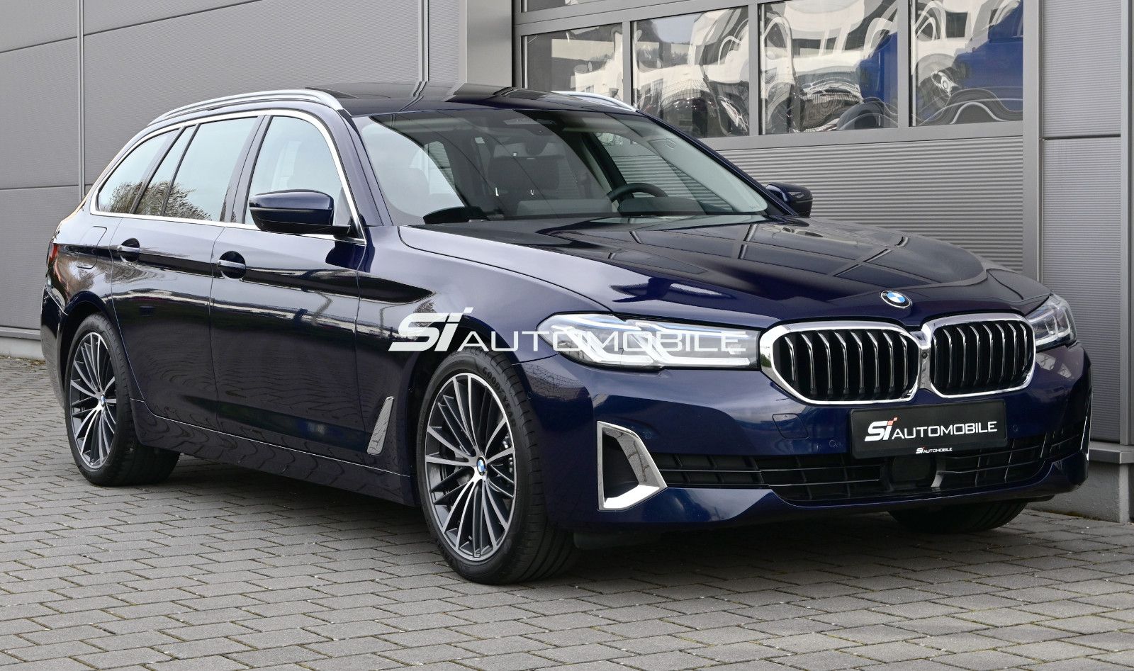 Fahrzeugabbildung BMW 530d xDr. Touring Luxury °UVP 100.360€°TRAUM°360