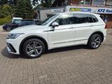 Volkswagen Tiguan R-Line TDI 4Motion AHK/Kamera/Standhzg. - Volkswagen Tiguan Gebrauchtwagen