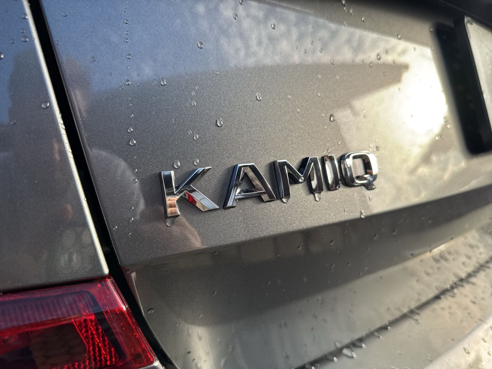 Kamiq 1.0 TSI Essence, Smartlink, Bluetooth, Win