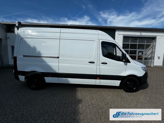 Fahrzeugabbildung Mercedes-Benz Sprinter 211 L2 EU6d-T III Kasten FWD 214 CDI Au