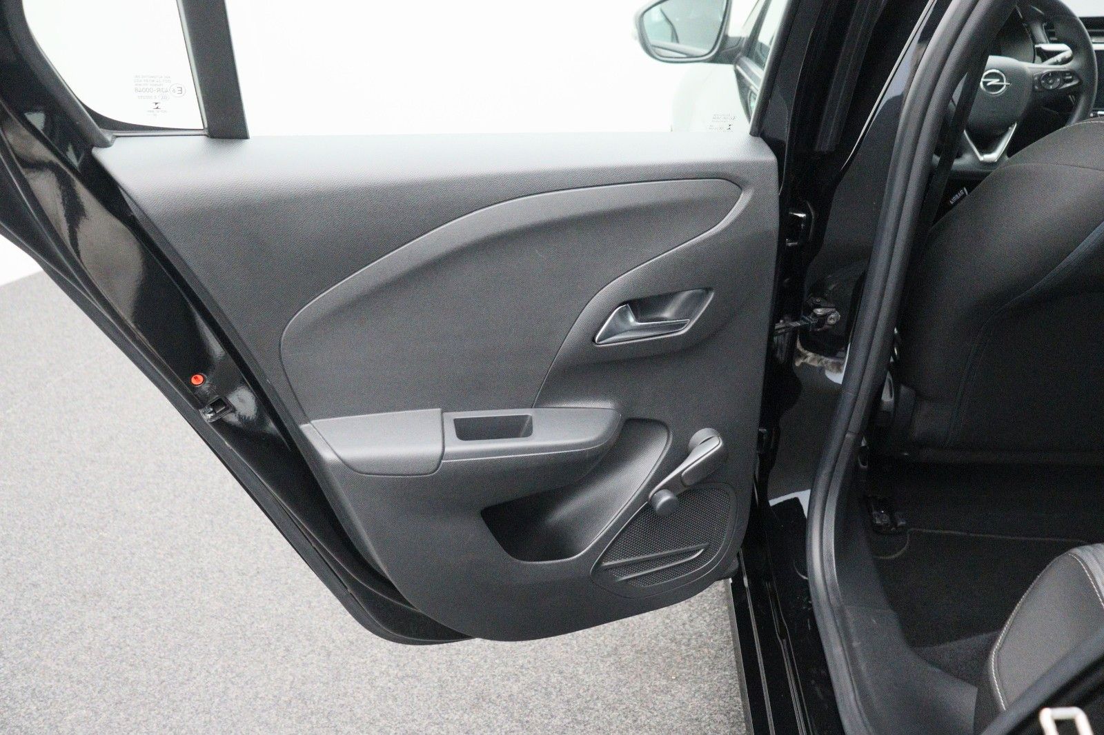 Fahrzeugabbildung Opel Zafira C 1.4 Tourer Active NAVI SHZ 7-Sitzer