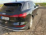 Audi e-tron 55 quattro advanced Tour- Stadt-Paket  - Audi e-tron: Advanced