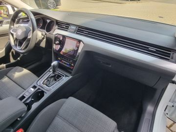 Fahrzeugabbildung Volkswagen Passat Variant 1.5 TSI DSG Business  NAVI