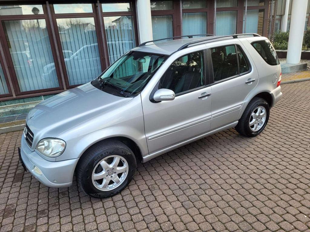 Mercedes-Benz ML 500