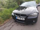 BMW 318i Touring - - BMW 318 aus 2010: Kombi