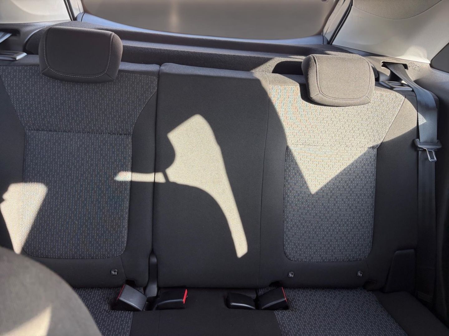 Fahrzeugabbildung Opel Crossland Edition SHZ LenkradHZG Spurhalteass.,