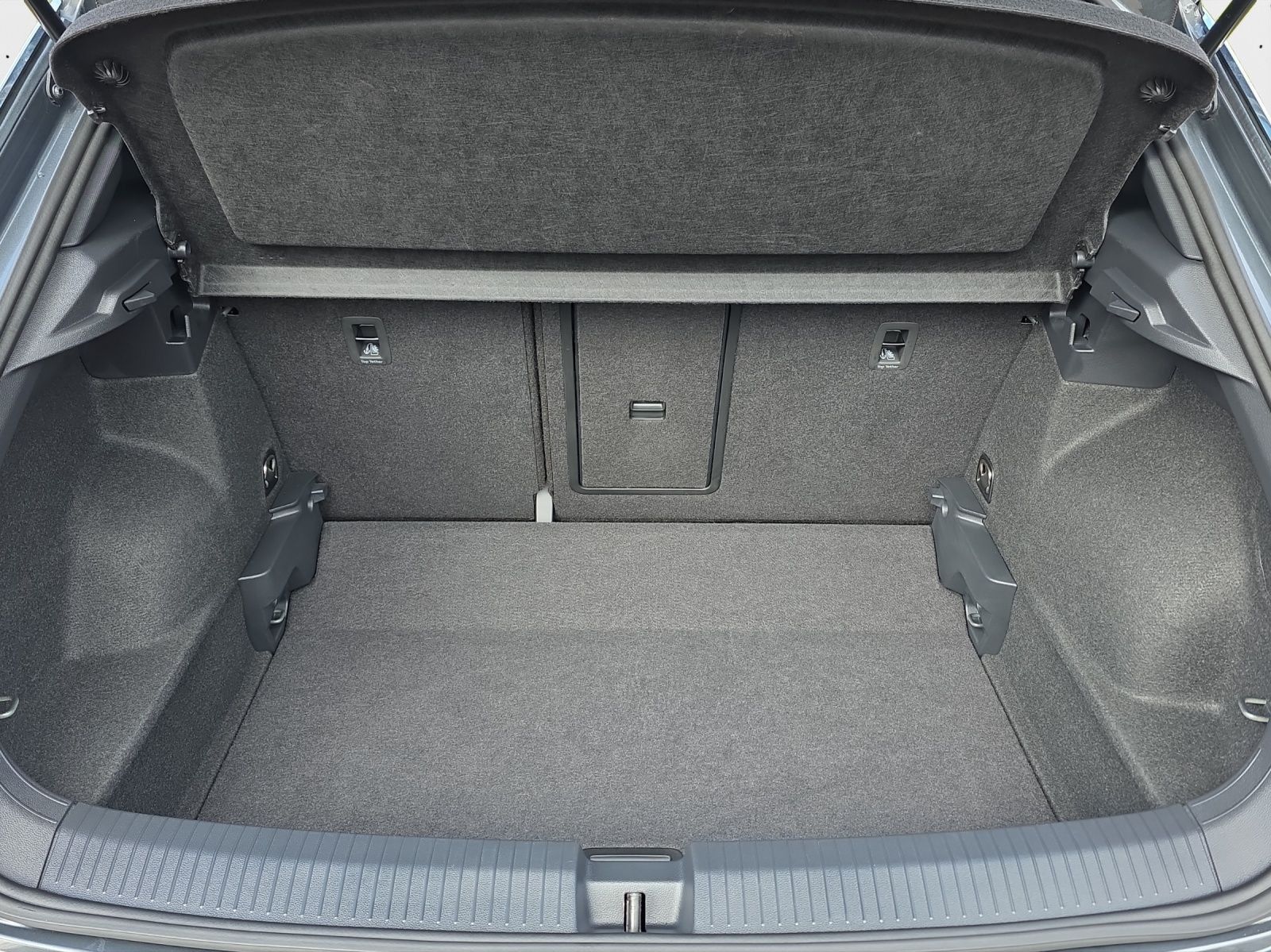 Volkswagen T-Roc - Bild 12