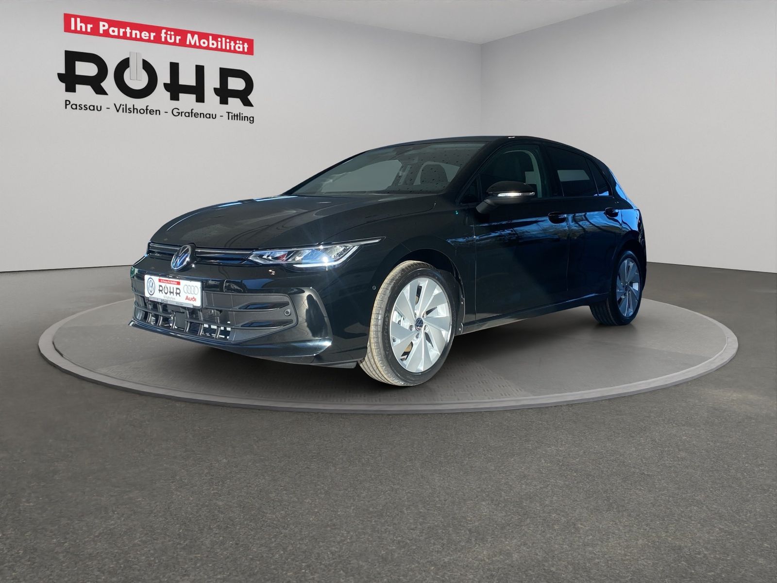 Volkswagen Golf VIII 1.5 TSI ACC Kam. LED Matrix PDC SHZ